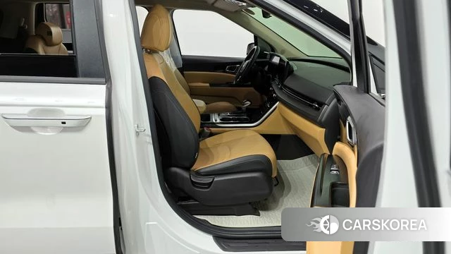 Kia Carnival 4th generation 2021 Белый из Кореи, фото 2