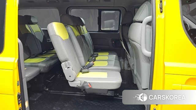 Hyundai The New Grand Starex 2018 Желтый из Кореи, фото 2