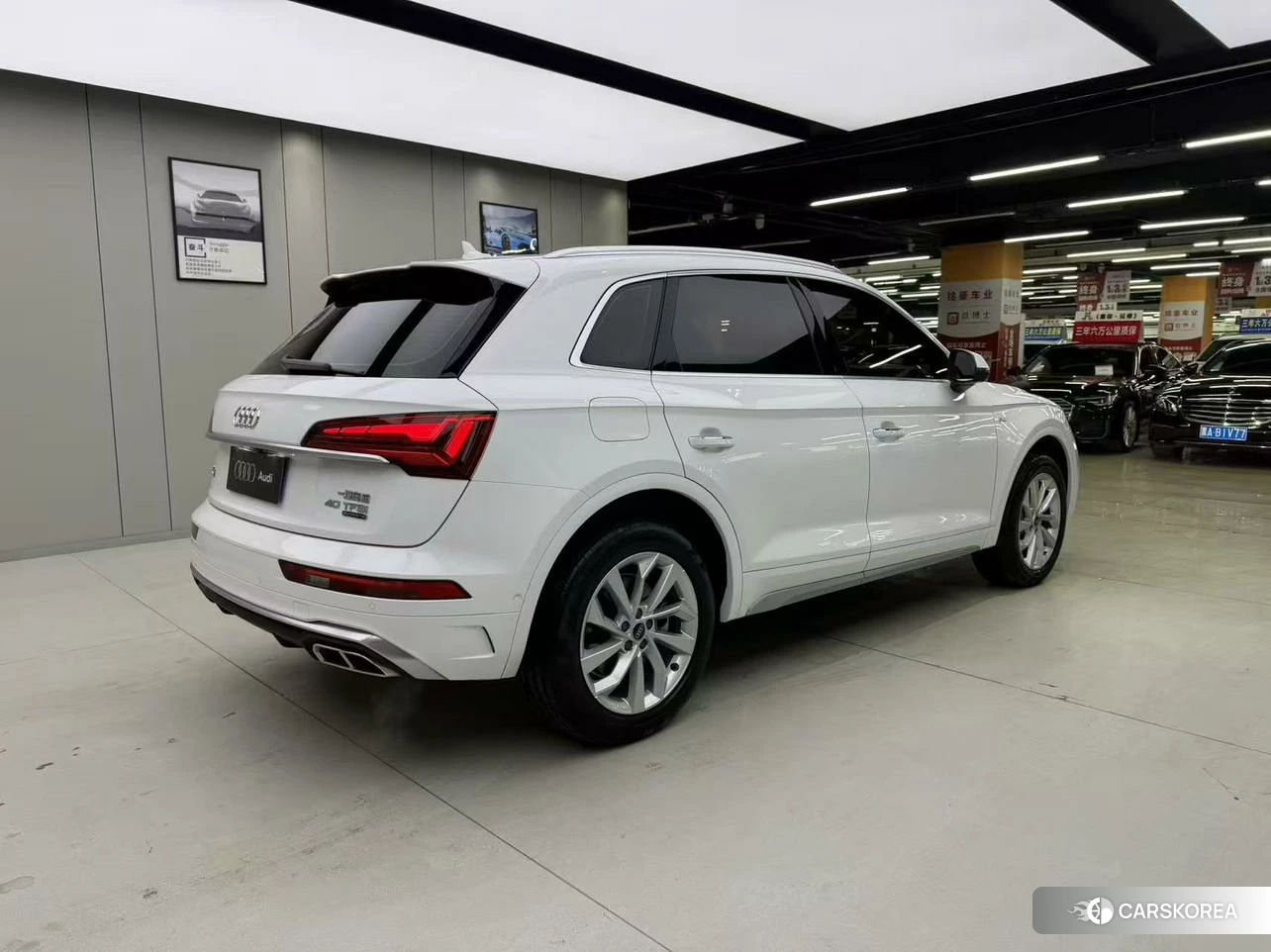 Audi Q5L 2021 Белый из Китая, фото 2