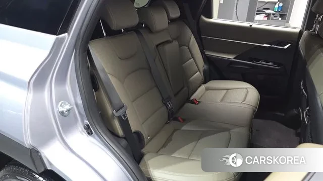 Ssangyong Torres 2023 Светло-серебряный цвет из Кореи, фото 2