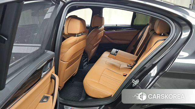 BMW 5 Series (G30) 2022 Серый из Кореи, фото 2