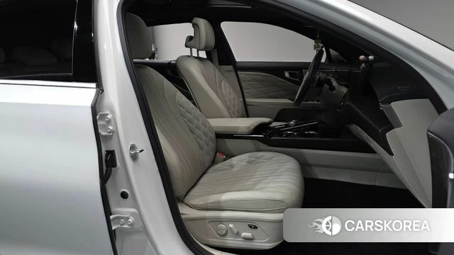 Kia K8 2022 Белый из Кореи, фото 2