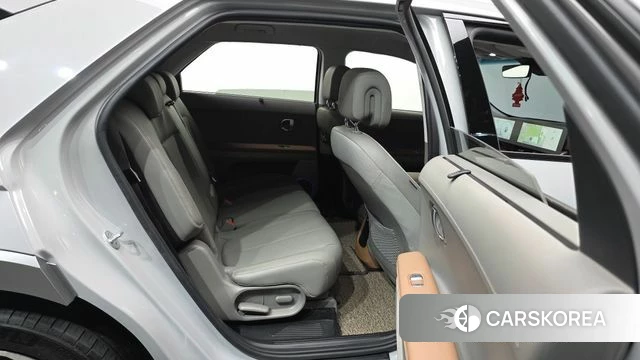 Hyundai Ionic 5 2022 Серебристо-серый из Кореи, фото 2