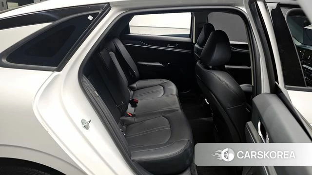 Kia The New K5 3rd generation 2024 Белый из Кореи, фото 2