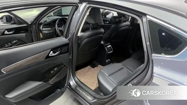 Kia K7 Premier 2020 Серый из Кореи, фото 2