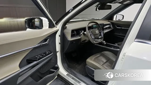 Ssangyong Torres 2023 Белый из Кореи, фото 2
