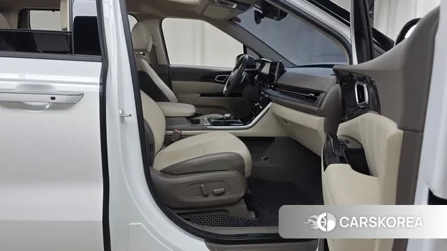 Kia Carnival 4th generation 2020 Белый из Кореи, фото 2