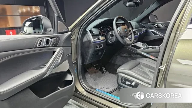 BMW X6 (G06) 2022 Песочный из Кореи, фото 2