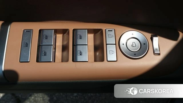 Hyundai Grandeur (GN7) 2023 Серебристо-серый из Кореи, фото 2