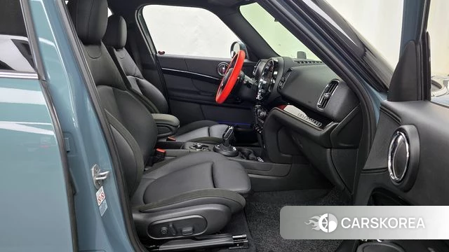 Mini Cooper S Countryman 2024 Цвет галактики из Кореи, фото 2