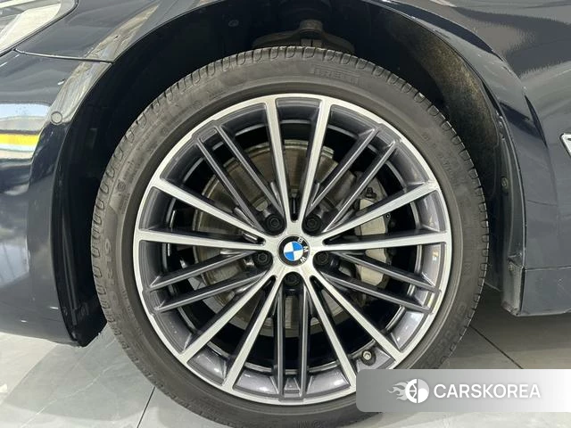 BMW 5 series 2023 Черный из Китая, фото 2