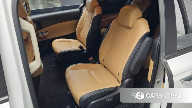 Kia Carnival 4th generation 2022 Белый из Кореи, фото 2