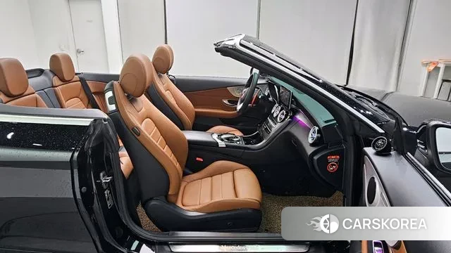 Mercedes-Benz C-Class W205 2020 Черный из Кореи, фото 2