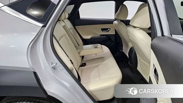 Hyundai Kona (SX2) 2023 Серебряный из Кореи, фото 2