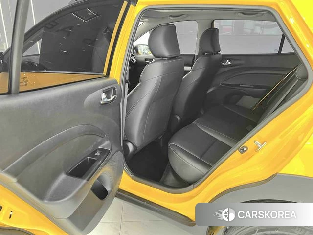 Kia Yi Ran 2022 Желтый из Китая, фото 2