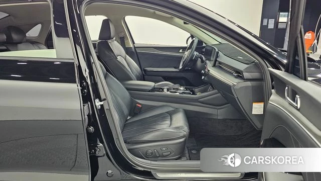 Kia The New K5 Hybrid 3rd generation 2025 Черный из Кореи, фото 2