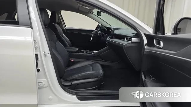 Kia K5 3rd generation 2022 Белый из Кореи, фото 2