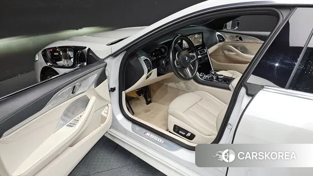 BMW 8 Series (G15) 2022 Белый из Кореи, фото 2