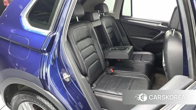 Volkswagen Tiguan second Generation 2018 Синий из Кореи, фото 2