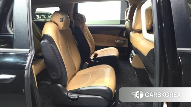 Kia Carnival 4th generation 2022 Черный из Кореи, фото 2