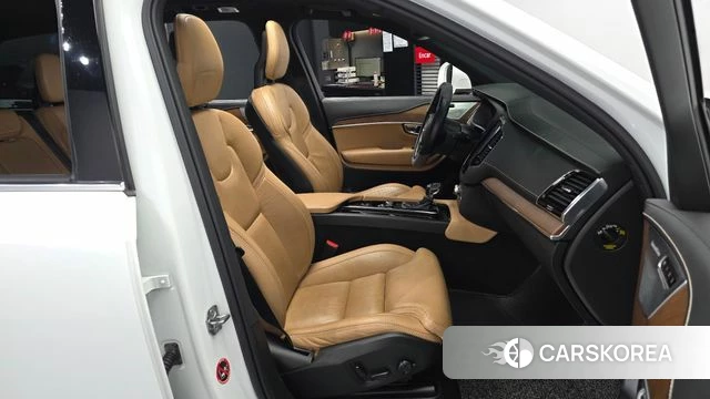 Volvo XC90 second Generation 2018 Белый из Кореи, фото 2