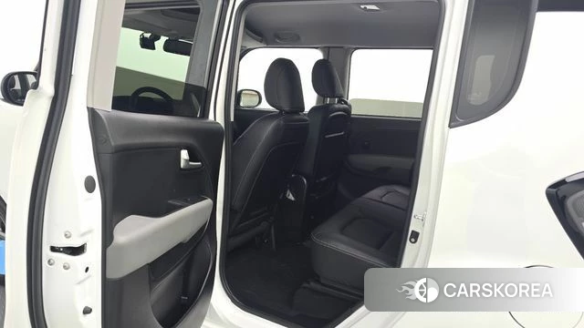 Kia The New Kia Ray 2023 Белый из Кореи, фото 2