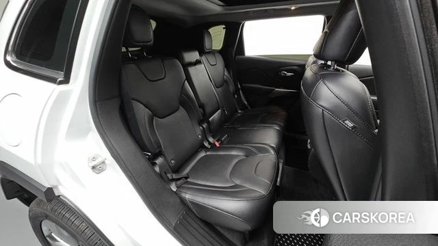 Jeep Cherokee (KL) 2021 Белый из Кореи, фото 2