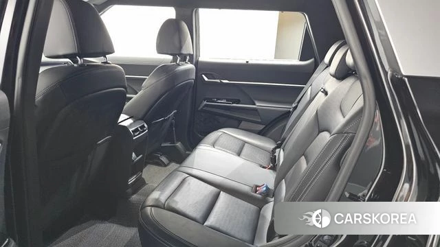 Ssangyong Torres 2023 Черный из Кореи, фото 2