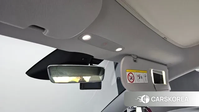 Tesla Model 3 2024 Розовый из Кореи, фото 2