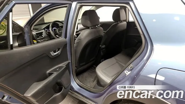 Kia Stonic id 2446168 из Кореи 2