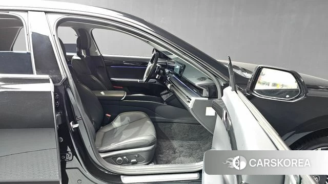 Hyundai Grandeur Hybrid (GN7) 2023 Черный из Кореи, фото 2