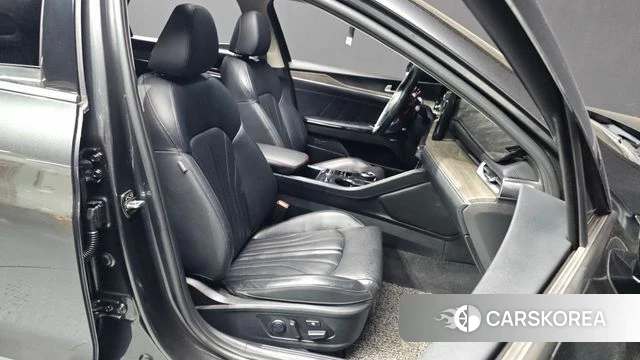 Kia K5 3rd generation 2021 Серый из Кореи, фото 2