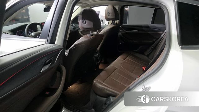 BMW X4 (G02) 2025 Белый из Кореи, фото 2