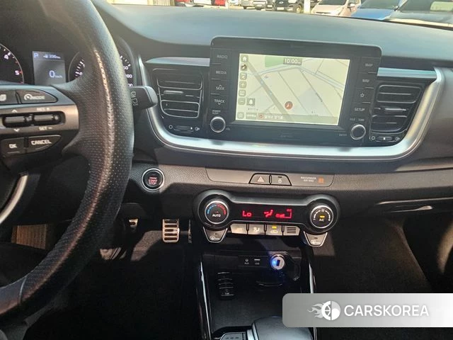 Kia Stonic 2018 Белый из Кореи, фото 2