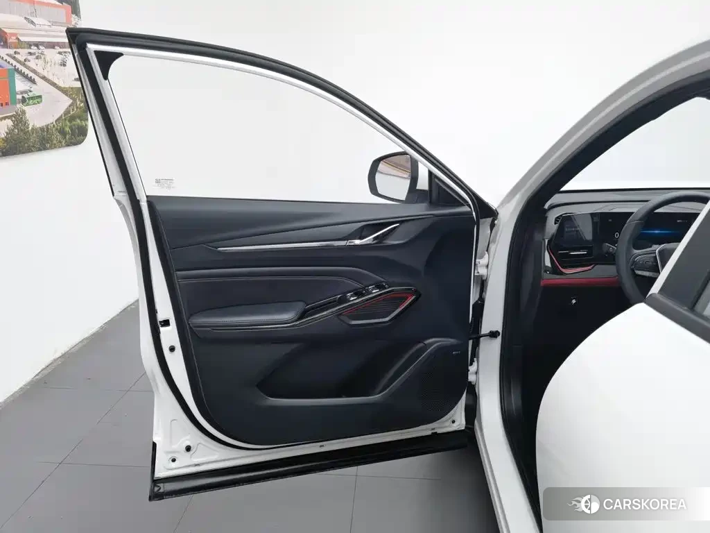 Chang'an X5 PLUS 2024 Белый из Китая, фото 2