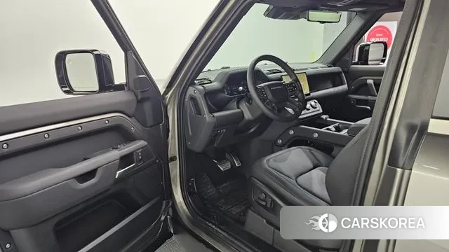 Land Rover Defender (L663) 2025 Цвет тростника из Кореи, фото 2