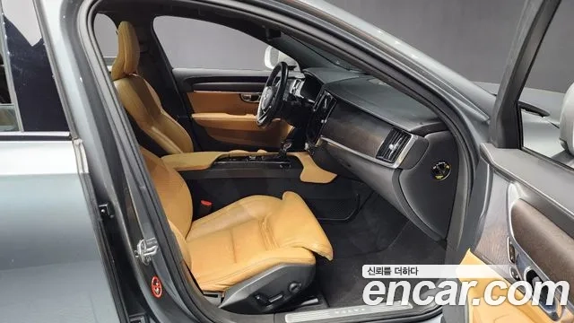 Volvo V90 Cross-Country 2018 Серый из Кореи, фото 2