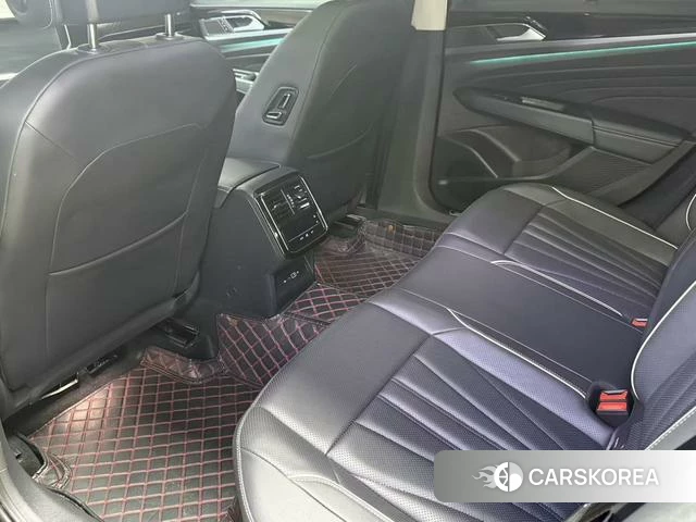 Volkswagen Passat 2024 Черный из Китая, фото 2