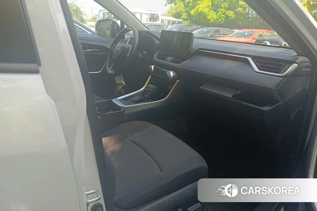 Toyota RAV4 Rongfang 2023 Белый из Китая, фото 2