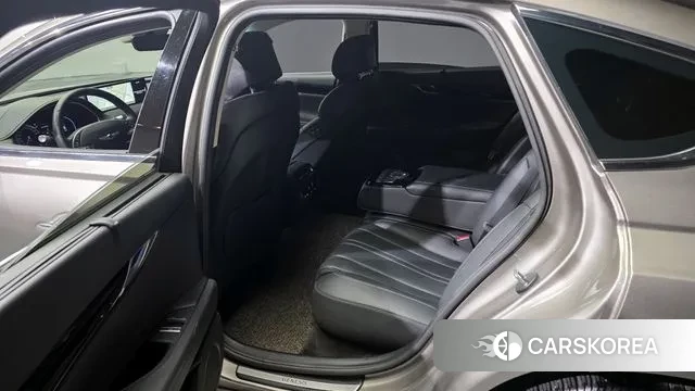 Genesis G80 (RG3) 2021 Серебряный из Кореи, фото 2