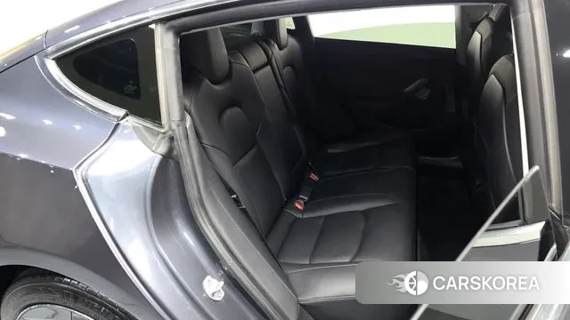 Tesla Model 3 2020 Серый из Кореи, фото 2