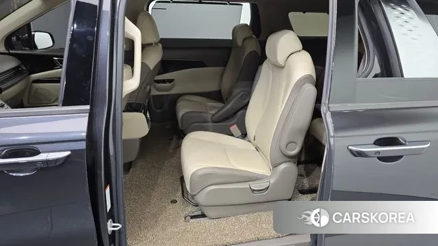 Kia Carnival 4th generation 2020 Черный из Кореи, фото 2