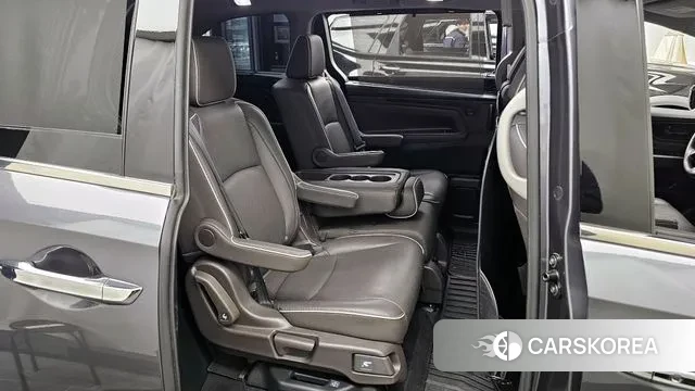 Honda Odyssey 2023 Серый из Кореи, фото 2