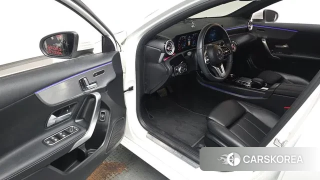 Mercedes-Benz A-Class W177 2021 Белый из Кореи, фото 2