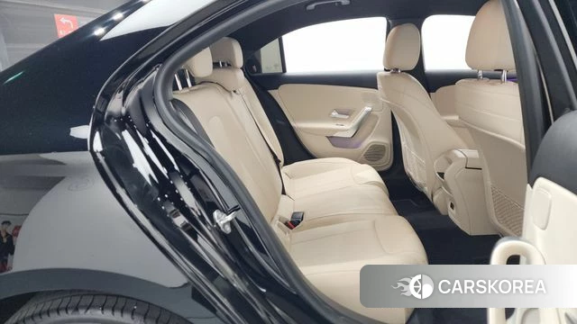 Mercedes-Benz A-Class W177 2020 Черный из Кореи, фото 2