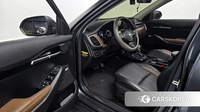 Kia Seltos 2019 Синий из Кореи, фото 2