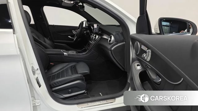 Mercedes-Benz GLC-Class X253 2021 Белый из Кореи, фото 2