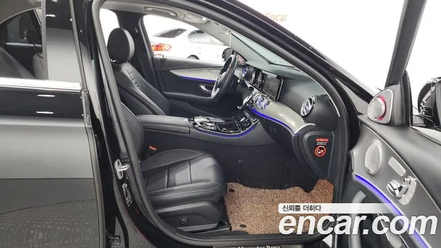 Mercedes-Benz E-Class W213 2019 Черный из Кореи, фото 2