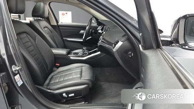 BMW 3 Series (G20) 2021 Серый из Кореи, фото 2