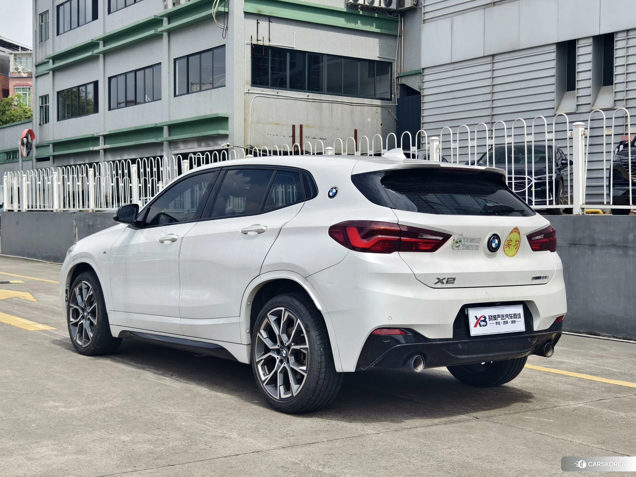 BMW X2 2021 Белый из Китая, фото 2